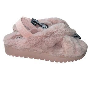 New Madden NYC Pink Slippers Size 8 Platform Faux Fur Fuzzy Comfort Foam